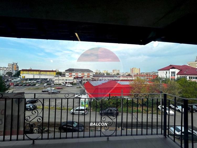 Birou, de 22 mp, în Traian