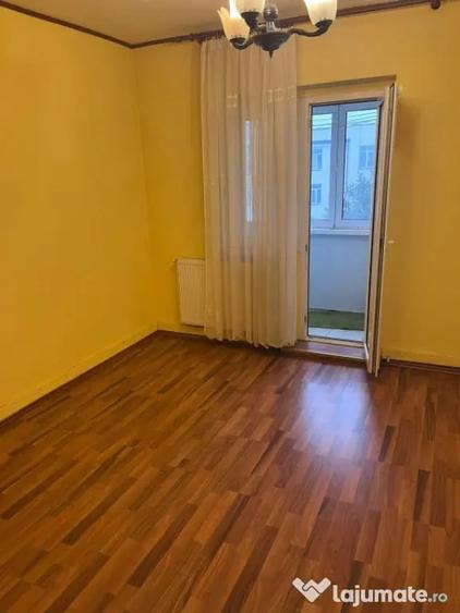 Apartament cu 4 camere decomandat, mobilat în Brazda lui Novac