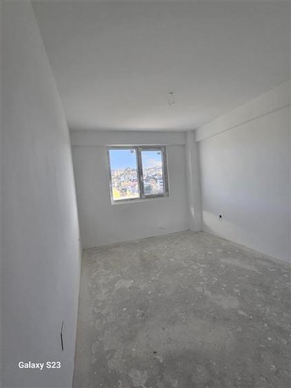 Apartament cu 2 camere decomandat în Aeroport