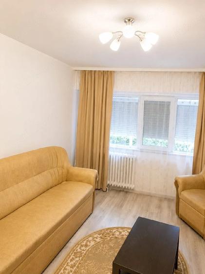 Apartament cu 3 camere decomandat în Tomis Nord