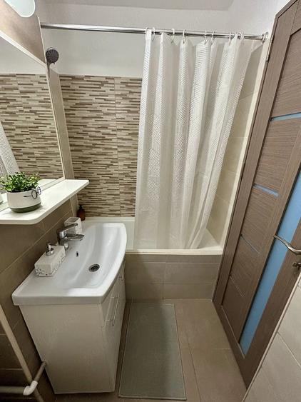 Garsonieră semidecomandată în Rovine