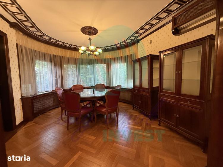 Casă cu 5 camere cu Teren 485 Mp în Domenii