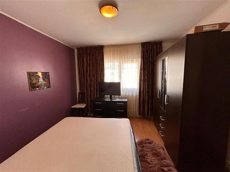 Apartament cu 3 camere decomandat, mobilat în Ștefan cel Mare