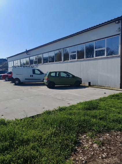 Spațiu comercial, de 500 mp, în Central