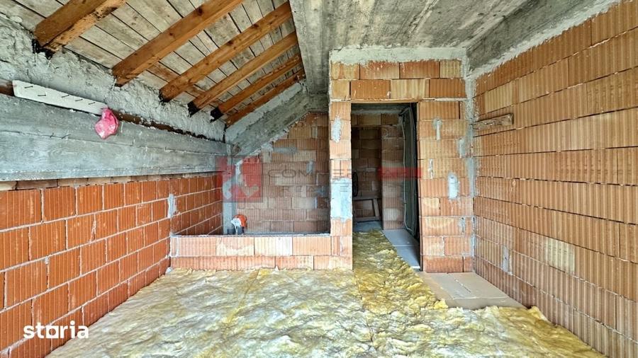 Spațiu comercial, de 850 mp, în Cioplea