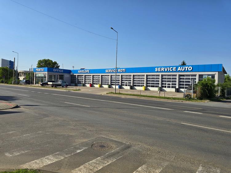 Spațiu comercial, de 674 mp, în Central