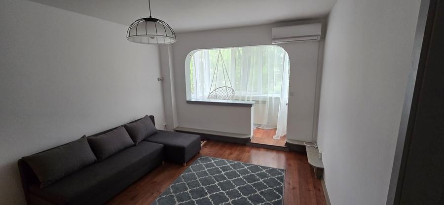 Apartament cu 2 camere semidecomandat în Take Ionescu