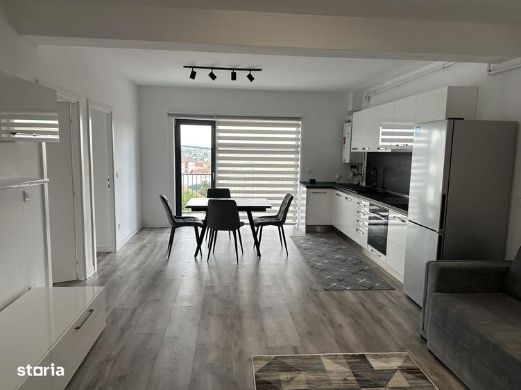 Apartament cu 2 camere decomandat în Exterior Vest