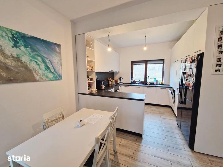 Casa tip duplex finisata, teren 380 mp, Dezmir zona str Criseni - 2