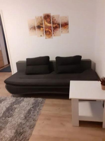 Apartament cu 2 camere semidecomandat, mobilat în Spitalul Județean
