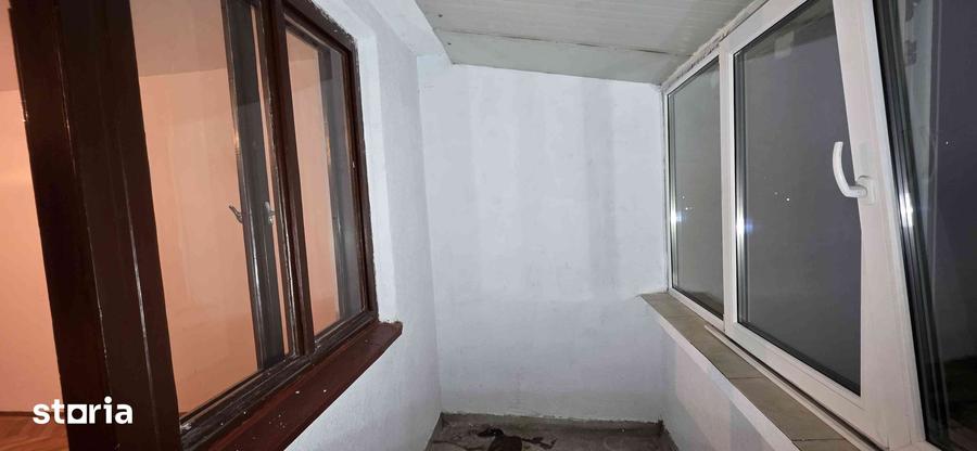 Apartament cu 2 camere semidecomandat în Cantacuzino