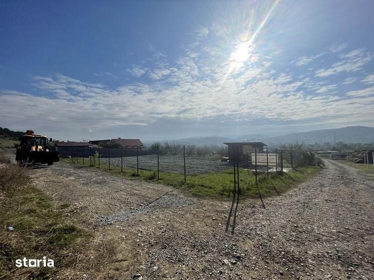 Teren de 650 mp, în Florești