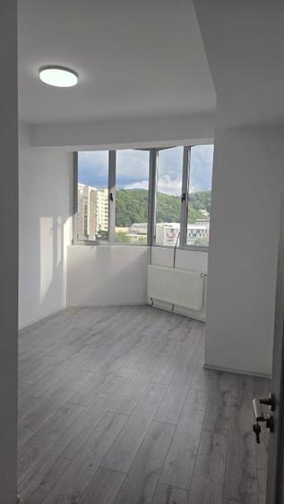 Apartament cu 2 camere decomandat în Centrul Civic