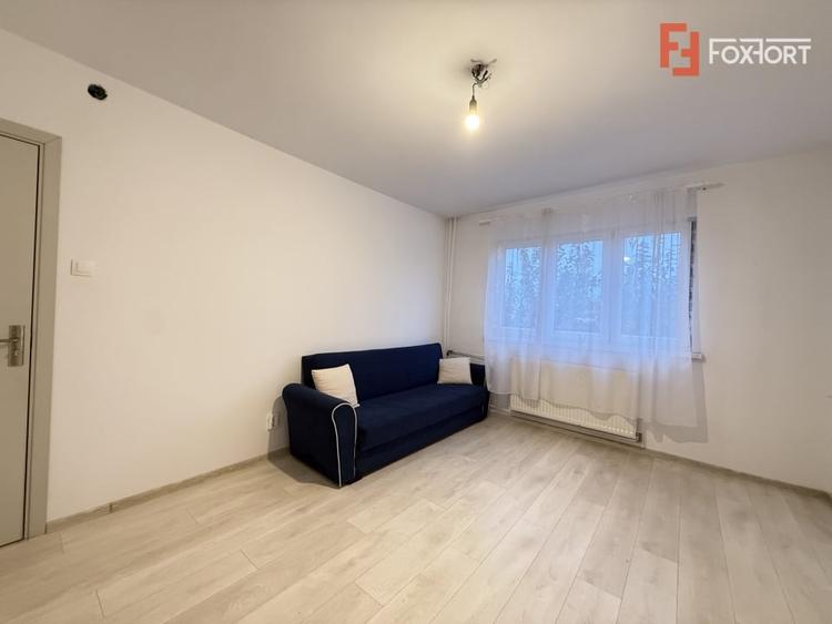 Apartament cu 2 camere semidecomandat, mobilat în Blașcovici