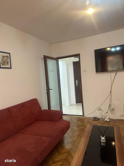 Campina - ap. 2 cam - mobilat - 1200 Lei/Luna - 3