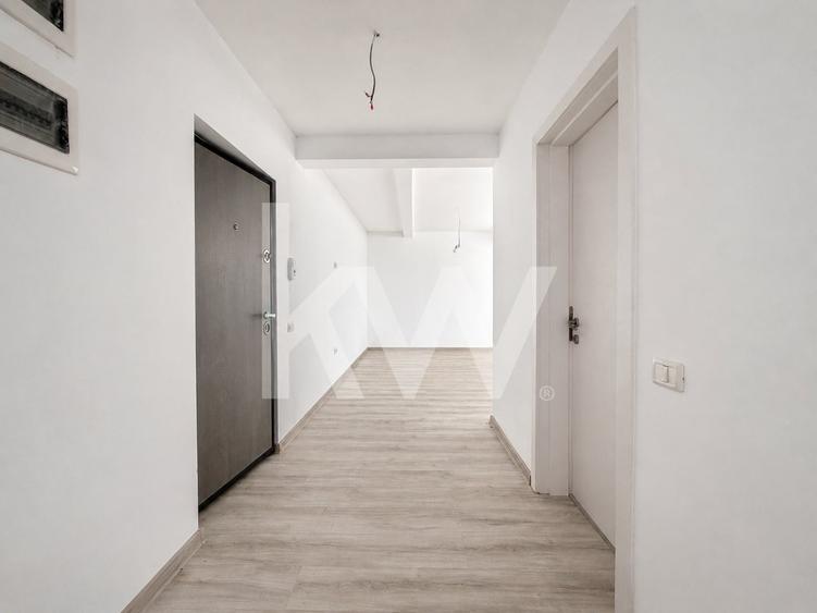 Apartament cu 2 camere semidecomandat în Griviței