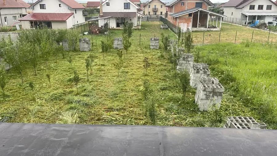 Casă cu 6 camere în Știuca
