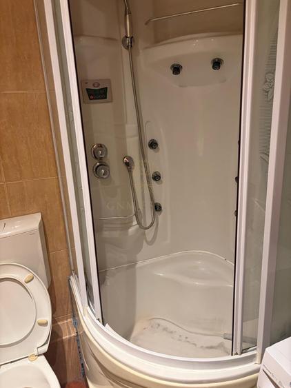 Apartament cu 3 camere semidecomandat, mobilat în Crângași