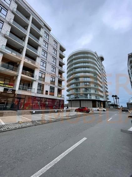 Apartament cu 2 camere semidecomandat, mobilat în Mamaia-Sat