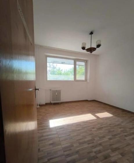 Închiriere Apartament 3 camere în Drumul Taberei, DECOMANDAT, PET FRIENDLY - 8