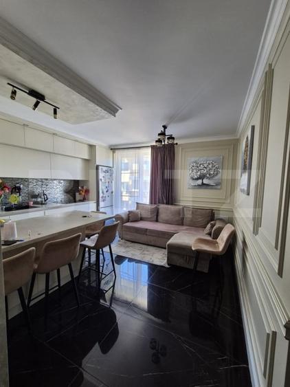 Apartament cu 3 camere semidecomandat, mobilat în Iris