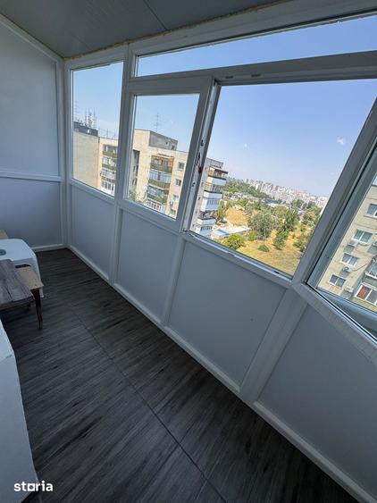 Apartament cu 3 camere decomandat în Drumul Taberei — fotografia 1