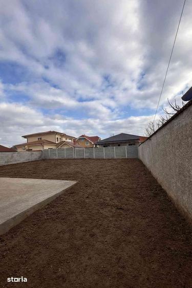 Casă cu 4 camere cu Teren 400 Mp în Oncea