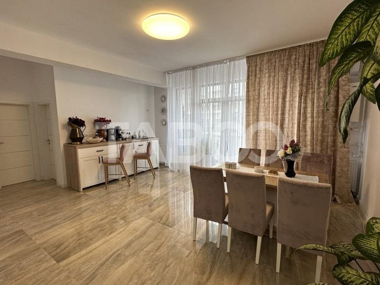 Apartament cu 3 camere decomandat, mobilat în Mihai Viteazul