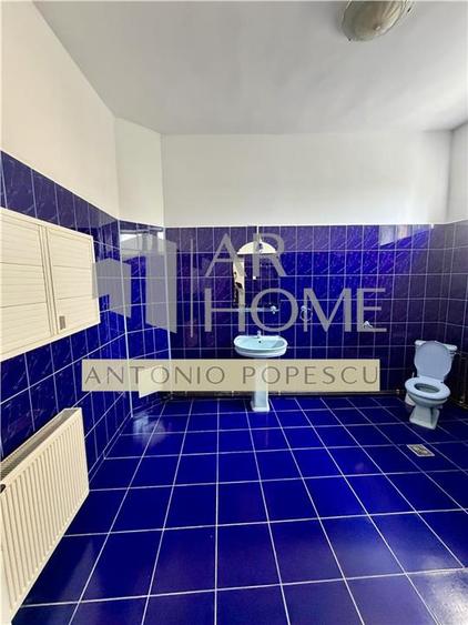 Casă cu 4 camere cu Canalizare în Ultracentral