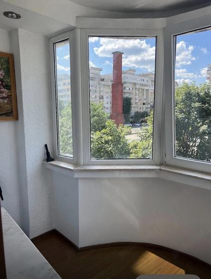 Apartament cu 2 camere decomandat în Frații Golești