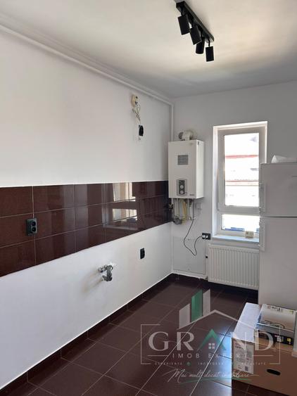 Apartament cu 2 camere decomandat în Mărăști