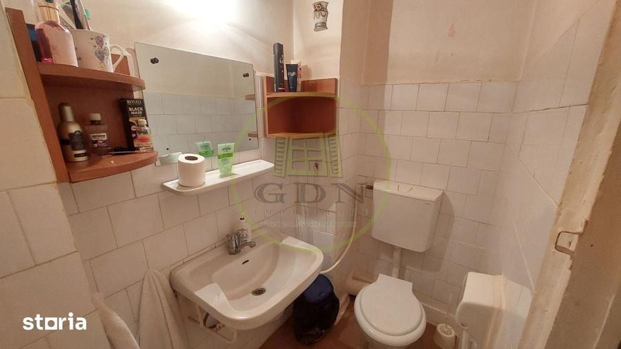 Apartament cu 3 camere decomandat în 1 Mai