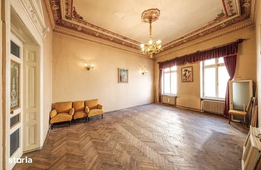 Casă cu 4 camere în Central