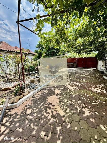 Casă cu 4 camere cu Canalizare în Calea Dumbrăvii