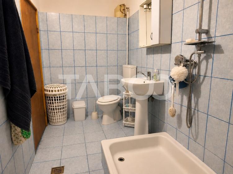 Apartament cu 3 camere decomandat, mobilat în Cisnădie