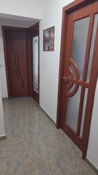 Apartament cu 2 camere decomandat în Astra