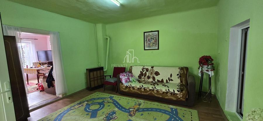 Casă individuală cu 2 camere cu Teren 1334 Mp în Central