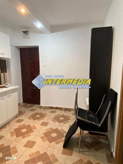 Apartament cu 2 camere, mobilat în Central
