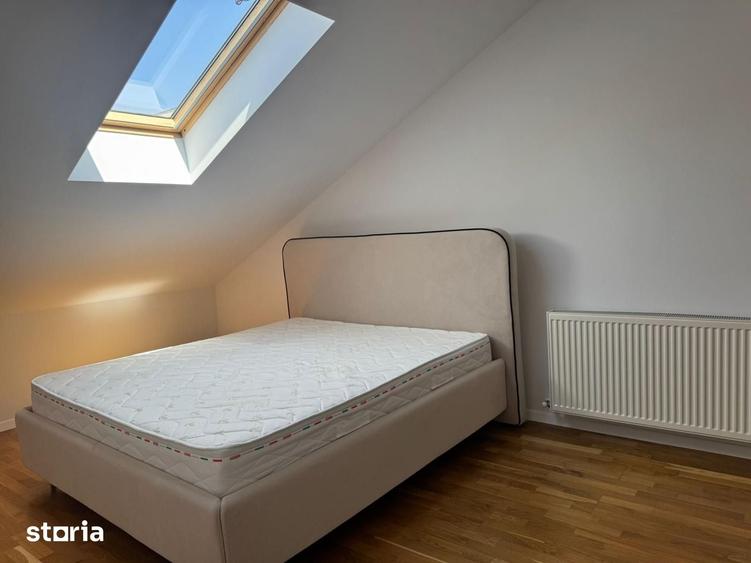 Casă cu 5 camere cu Teren 200 Mp în Central