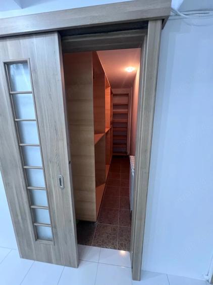 Apartament cu 2 camere decomandat în 22 Decembrie