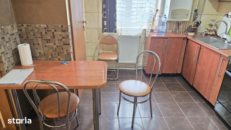 Apartament cu 4 camere în Central