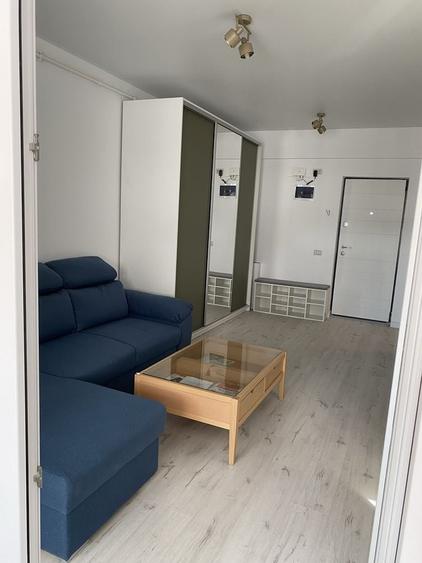 Apartament cu 2 camere decomandat în Exterior Vest