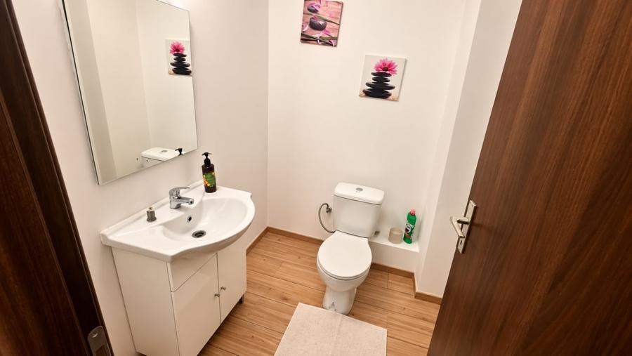 Apartament cu 2 camere semidecomandat în Băneasa