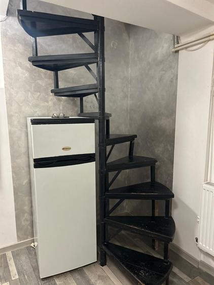 Apartament cu 2 camere semidecomandat în Galați