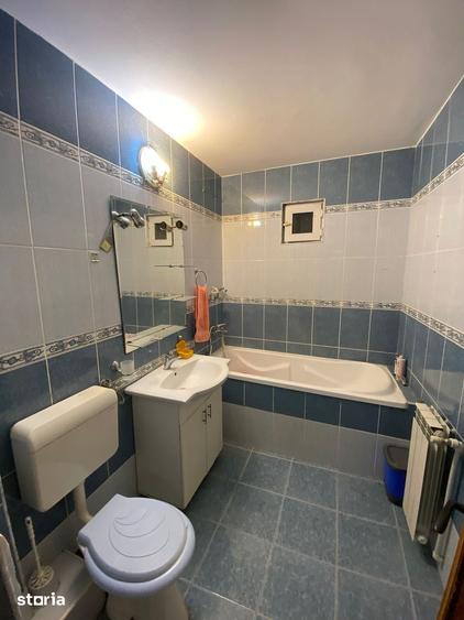 Apartament cu 3 camere în C5