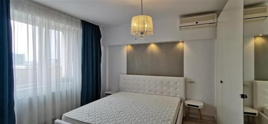 Inchiriere Penthouse cu terasa 30MP 13 Septembrie - 1