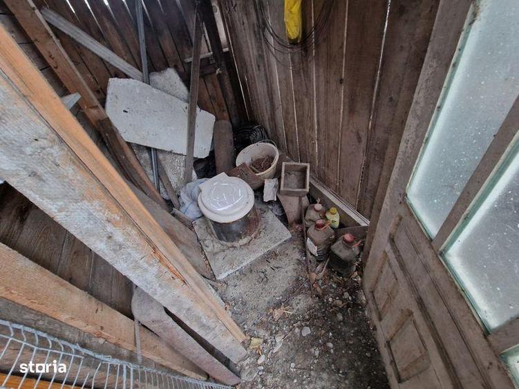 Teren de 650 mp, în Vânători