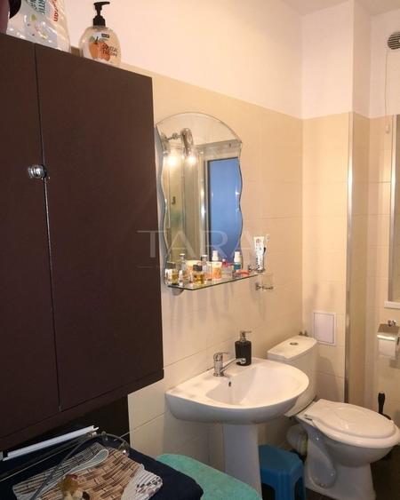 Apartament cu 3 camere, mobilat în Europa