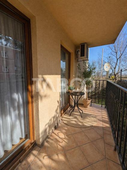 Apartament cu 3 camere semidecomandat, mobilat în Bună Ziua