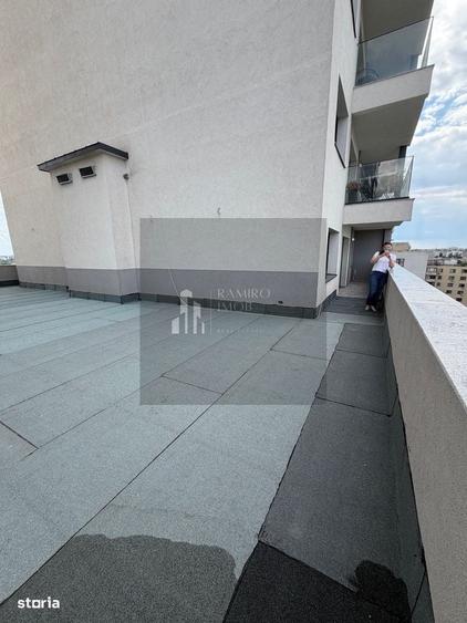 Apartament cu 3 camere în Mihai Bravu